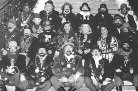 Antigua comparsa de caldereros en Donostia